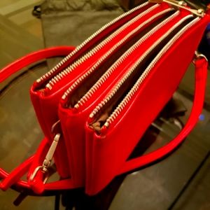 Sac bandoulière Matt&Nat en cuir rouge